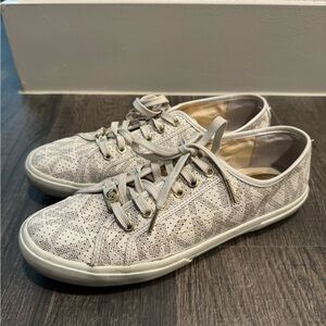 Michael Kors Cream Lace-Up Sneakers